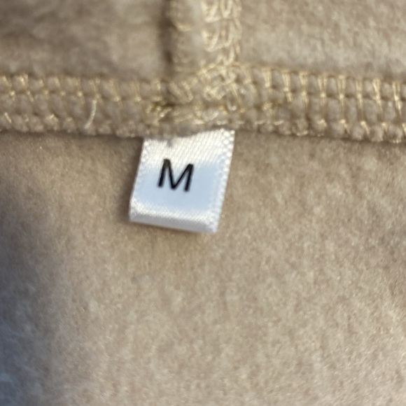 Beige zip up sweater with brown patterns - Picture 3 of 3